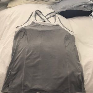 North Face running top